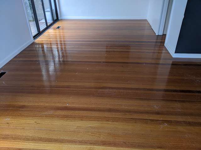 White-stained Tasmanian Oak project photo 6