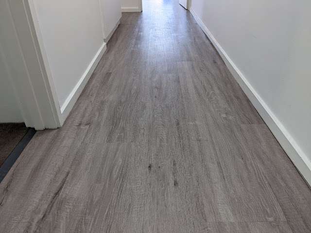 French Grey Oak LooseLay completed flooring project