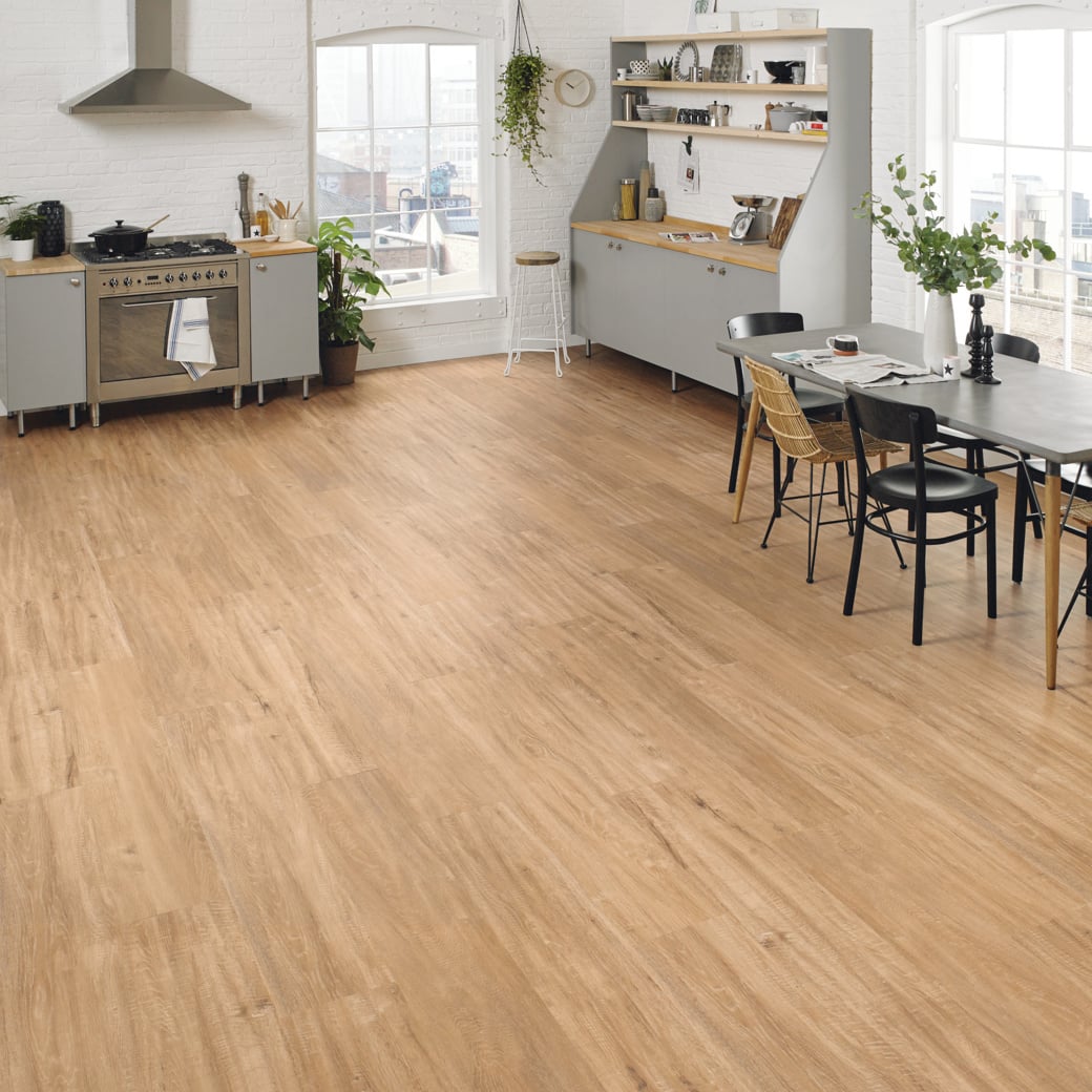 Champagne Oak LooseLay Longboard vinyl flooring room view